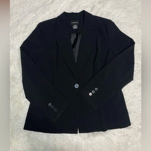 Brand new never worn blazer